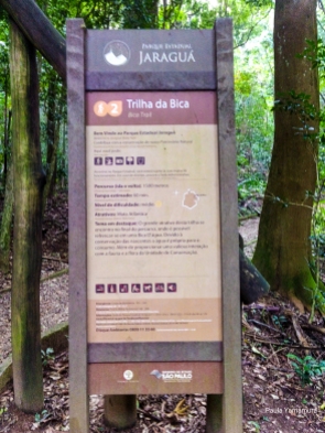 Placa da Trilha da Bica (Parque Estadual do Jaraguá, SP)